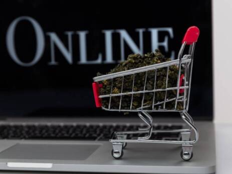 Weed online in Canada is available at Speed Greens.