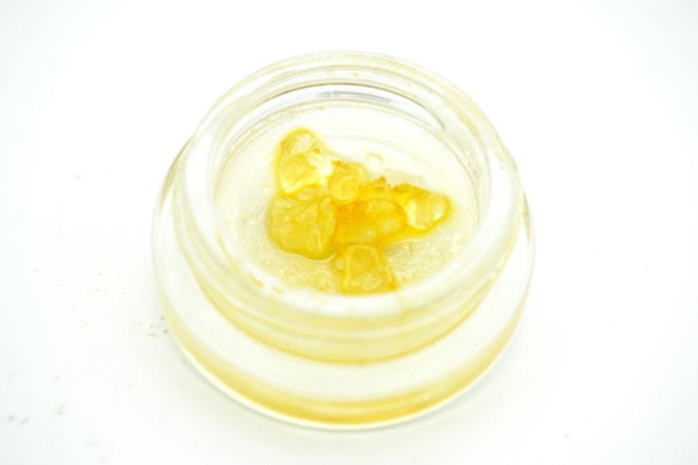 THC diamonds delivered in a jar are potent cannabis concentrates. Speed Greens